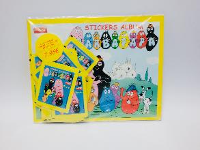 Mise en sachet due livret et de 10 pochettes 